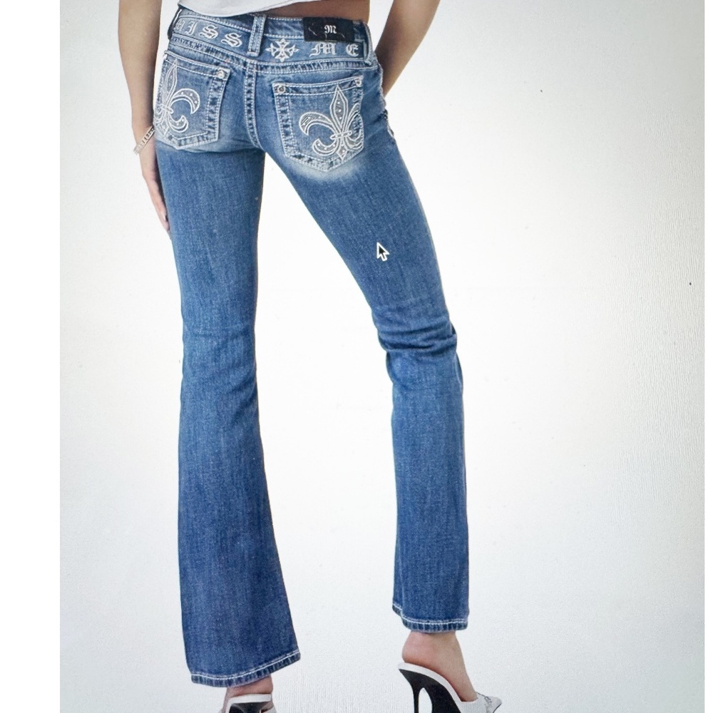 NWT Miss Me Women's Fleur de Lis Low-Rise Bootcut Jeans 25